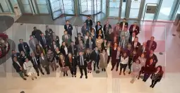 ОЛАФ конференција играчки